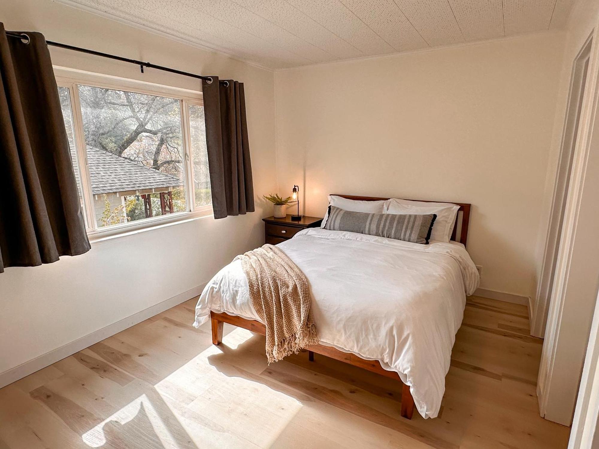 The Cottage Inn At Mount Shasta Buitenkant foto